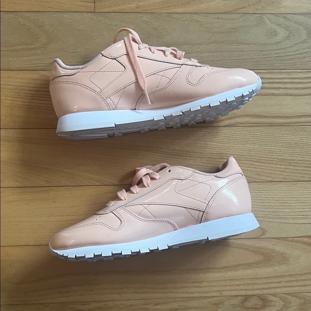 Reebok Classic Leather Patent Princess Spirit Desert Dust Pink Nude size 9 New